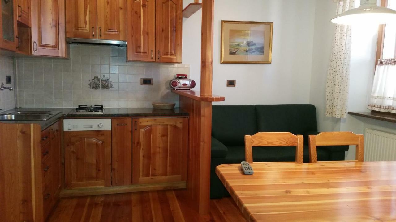 Cozy Apartments Buket In The Center Izola Exterior foto