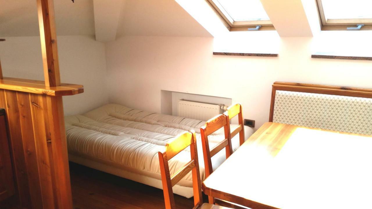 Cozy Apartments Buket In The Center Izola Exterior foto